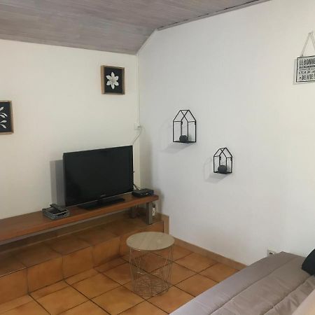 Chez Sarre Apartment Bareilles Exterior photo
